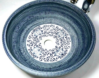 Vintage Floral Pattern Handmade Engraved Round Bathroom Cloakroom Ceramic Counter Top Basin Sink Wash Bowl Vessel Blue White Porcelain Paint