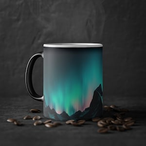 Kleurveranderende mok van 11 oz noorderlicht | Aurora Borealis | Verzonden vanuit Europa | Hittegevoelige mok | Prachtige nachtelijke hemel | Magische mok