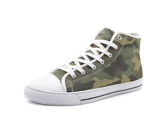 Camo High Top Shoes, Green Camouflage Sneakers Camo Footwear, disponible en noir et en blanc, Men Women Gift, Unisex High Top Canvas Shoes