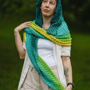 Crochet shawl pattern Kaja