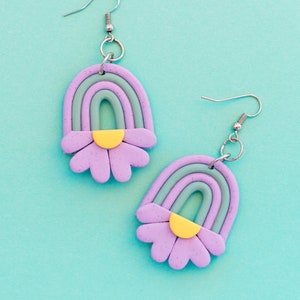 Rainbow flower dangle earrings. Statement rainbow earrings, daisy flower earrings