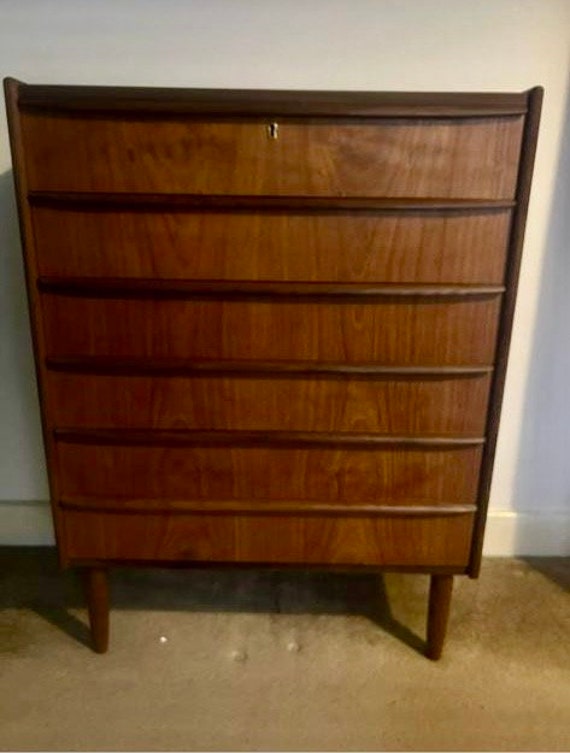 Danish mid-century teak chest of drawers 1960s