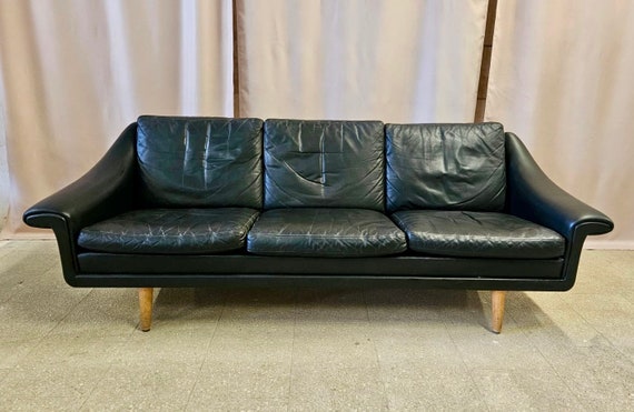 Danish vintage 3 seater black leather sofa by Aage Christiansen