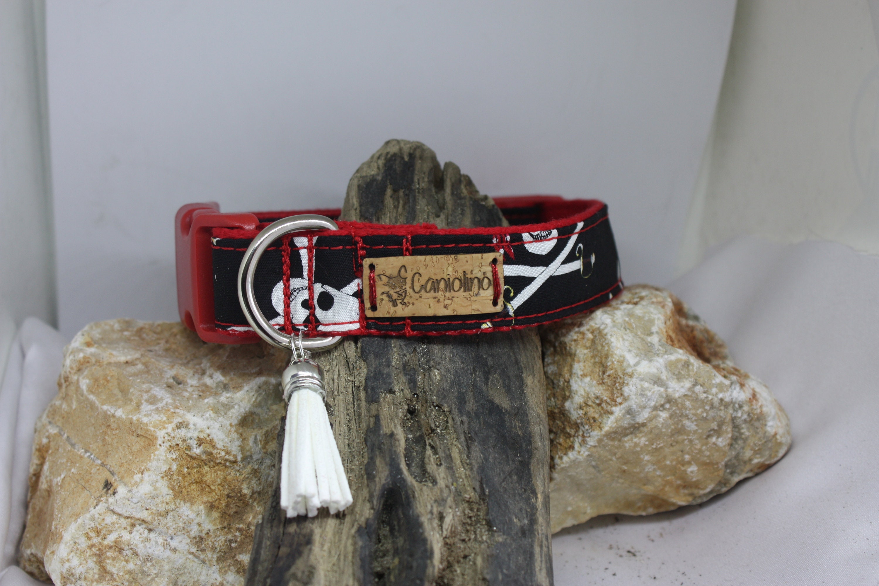 Collier Pour Chien Modèle Pirates