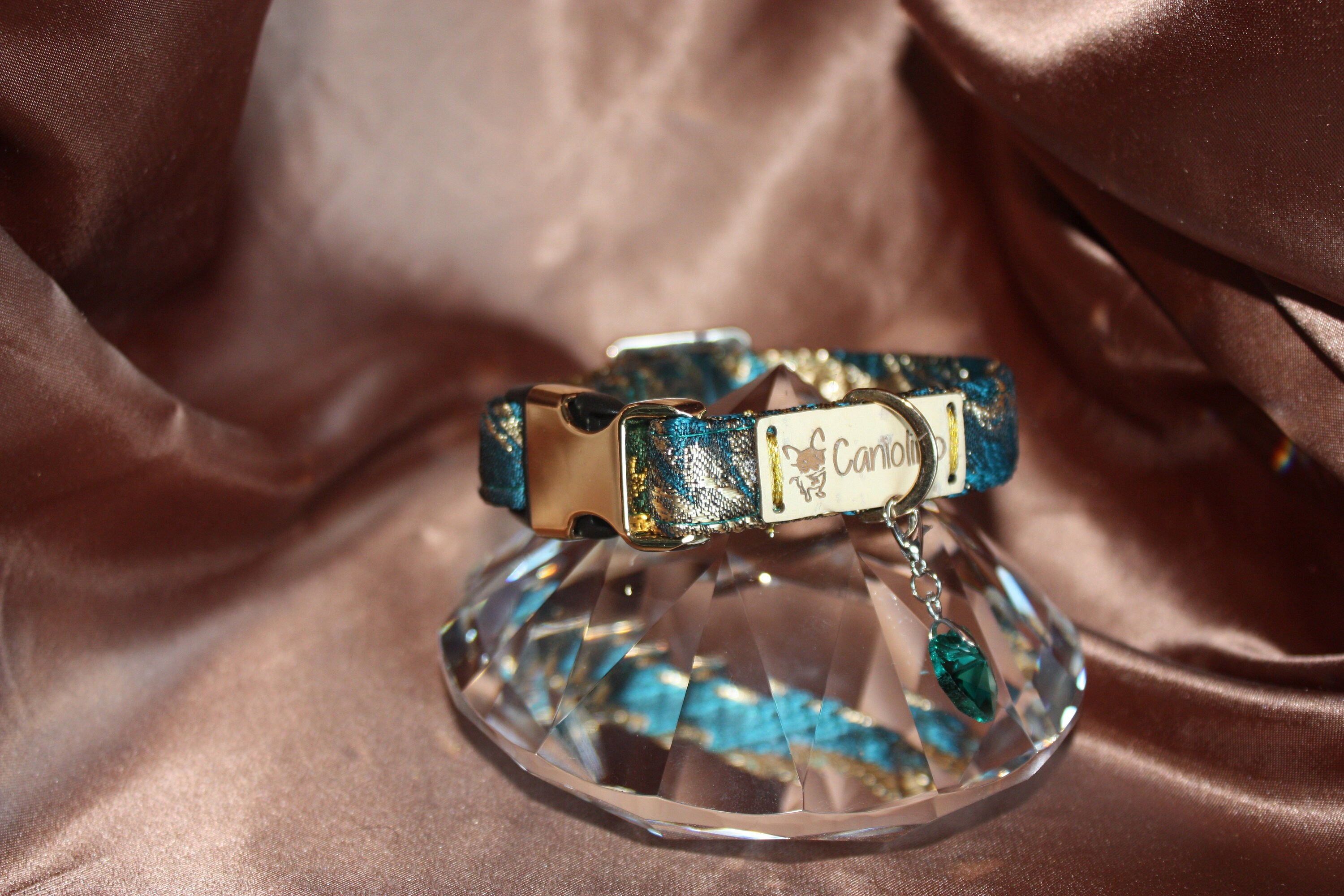 Collier Pour Chat Modèle Infinite Flame - Plusieurs Motifs de Tissus Au Choix