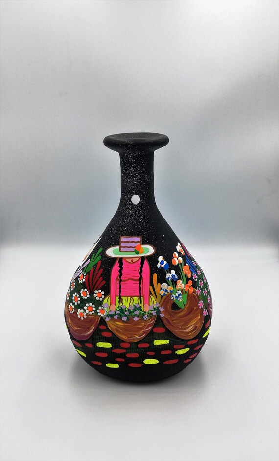 Peruvian Woman Peruvian Art Southwestern Vases Inca Vases Etsy