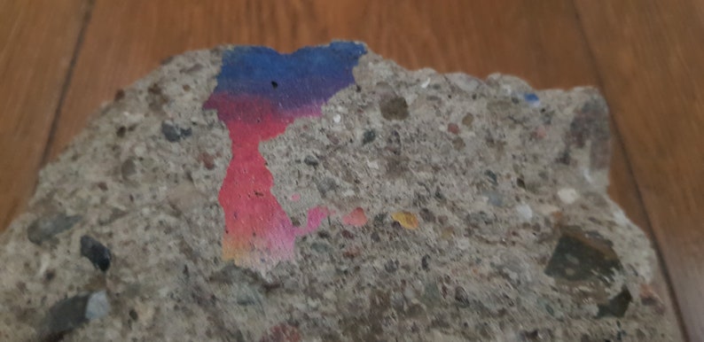 Original Piece of The Berlin Wall 15 cm x 12 cm Great Collectors Historical Item