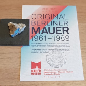 Original Genuine Color Piece of Berlin Wall on Special Slate Display with COA  from Checkpoint Charlie Museum Berlin 32nd Anniversary