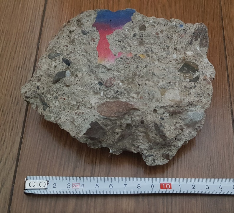 Original Piece of The Berlin Wall 15 cm x 12 cm Great Collectors Historical Item