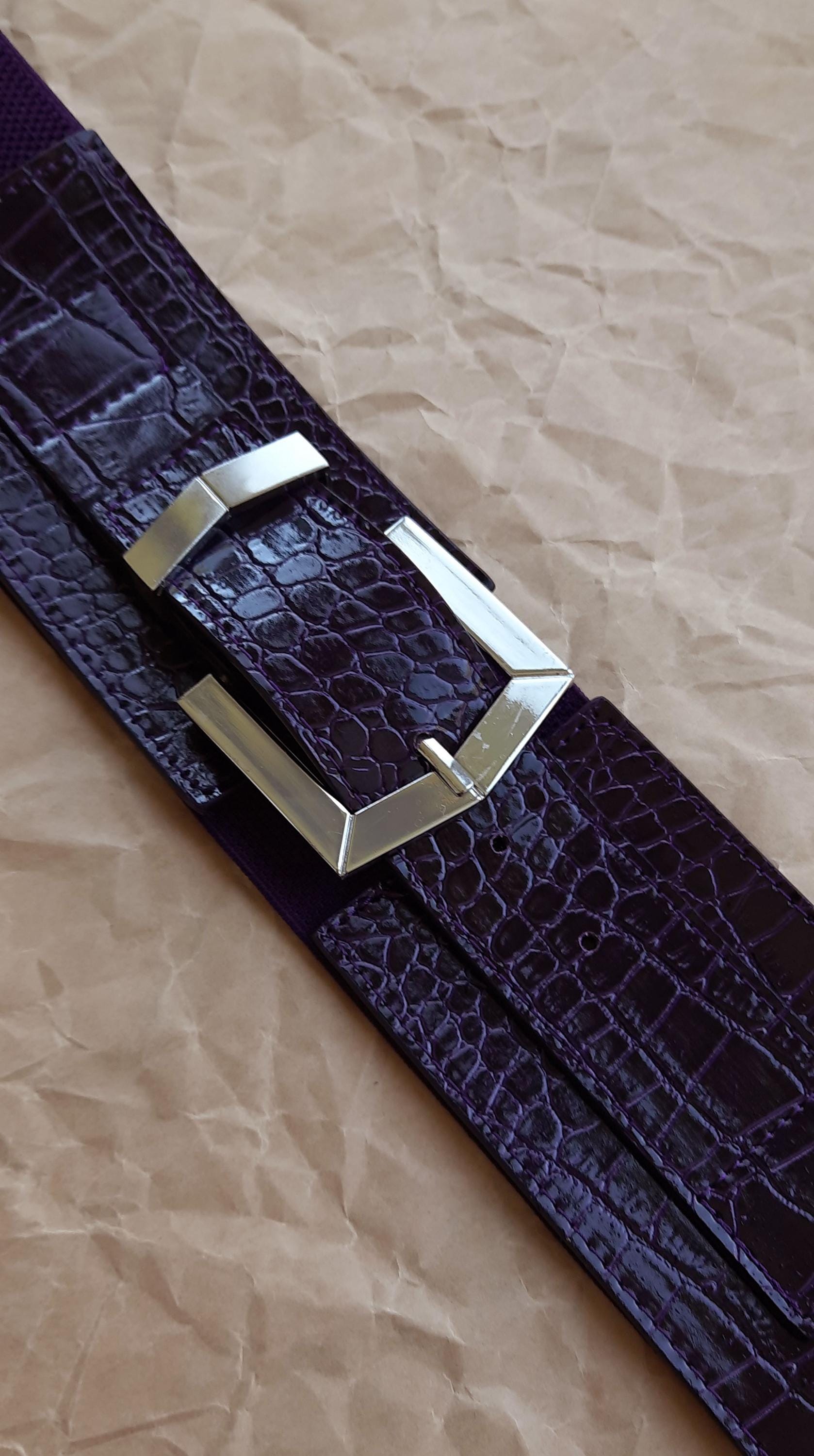 VTG Wide Waist Belt Crocodile Embossed Purple Textured Cinch Statement Belt XL Purple Size XL Wide Belts for Women for sale | eBay main image 4