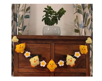 Handmade Felt Easter Chick Garland, Spring Wall Decor