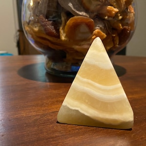 Vintage Collectible Quartz Pyramid Figurine Paperweight from Cairo, Egypt