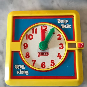 Rare Vintage 1988 Lewis Galoob Toys Touch N Tell Me Learn To Tell Time Clock