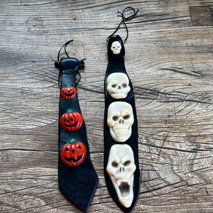 Rare Vintage 90&#39;s Halloween Costume Disguise Rubber Skeleton Skull Pumpkin Tie