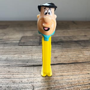 Vintage 1992 Hanna Barbera Productions Inc Yellow Fred Flintstone 4.9 Pez Dispenser