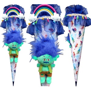 Immediately available.School cone for girls, sewn,with a green troll, personalization, neutral