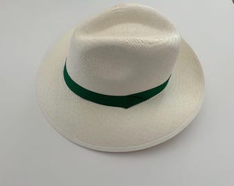 Hand Woven Iraca Palm Panama Hat - Authentic Colombian Sun Hat-Green Ribbon
