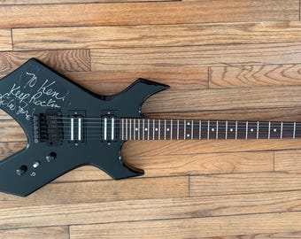 Bc Rich Warlock Made In Japan 1984 Signed By Lita Ford