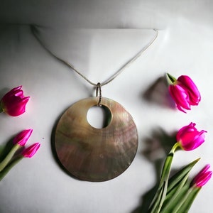 Shell necklace, silver chain necklace, boho necklace, retro jewellery, gifts for her, beach pendant, gifts for him, polished shell necklace