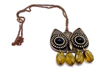 Bronze owl pendant, owl necklace, retro pendant, owl necklace, owl jewellery, glitzy jewellery, statement necklace