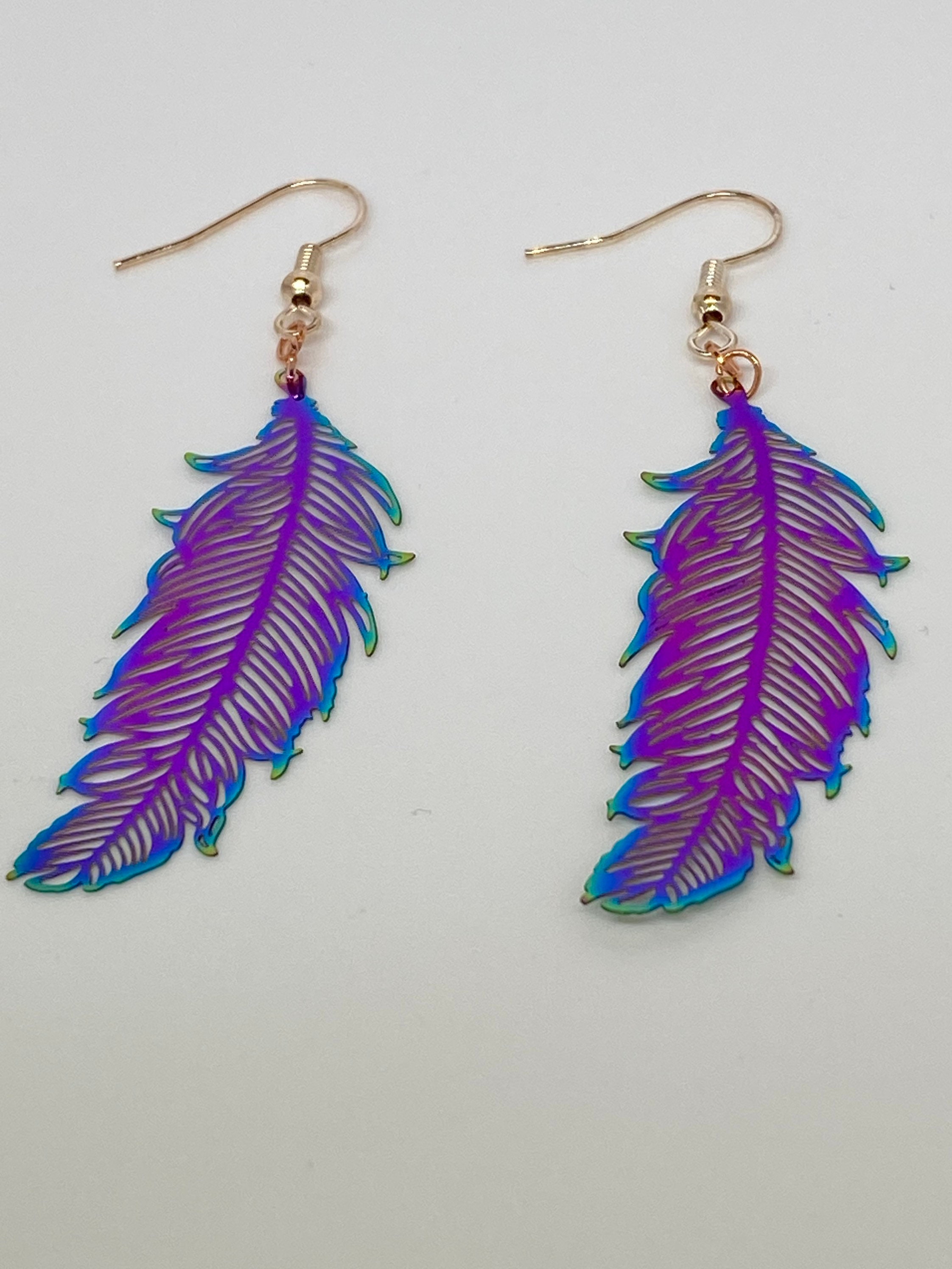 Short Feather Leather Earrings - Riot Red/Pink Glitter