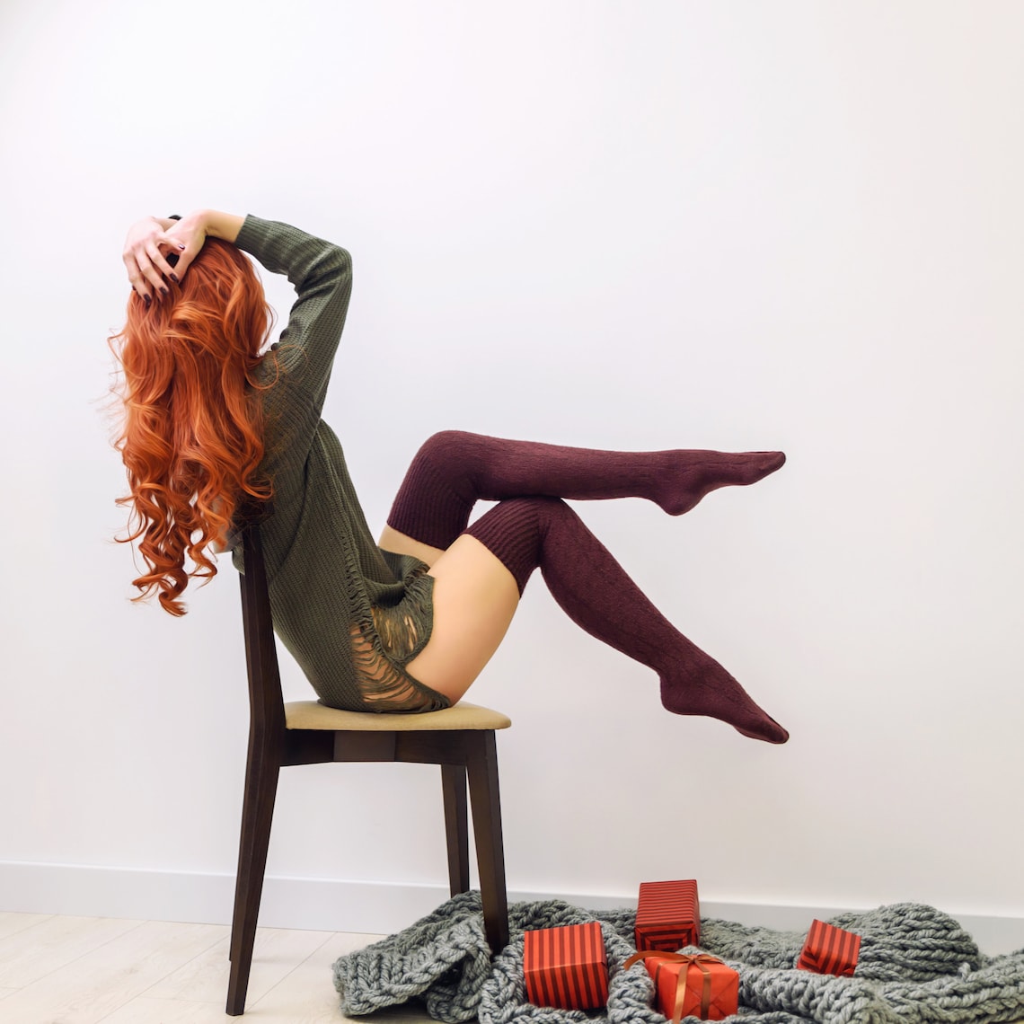 Wool socks Thigh high socks black Knee high socks Winter knit sock Long knitted socks Over the knee socks Valentines day gift for wife Burgundy