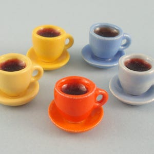 Dollhouse Miniatures - Colored Coffee Cups