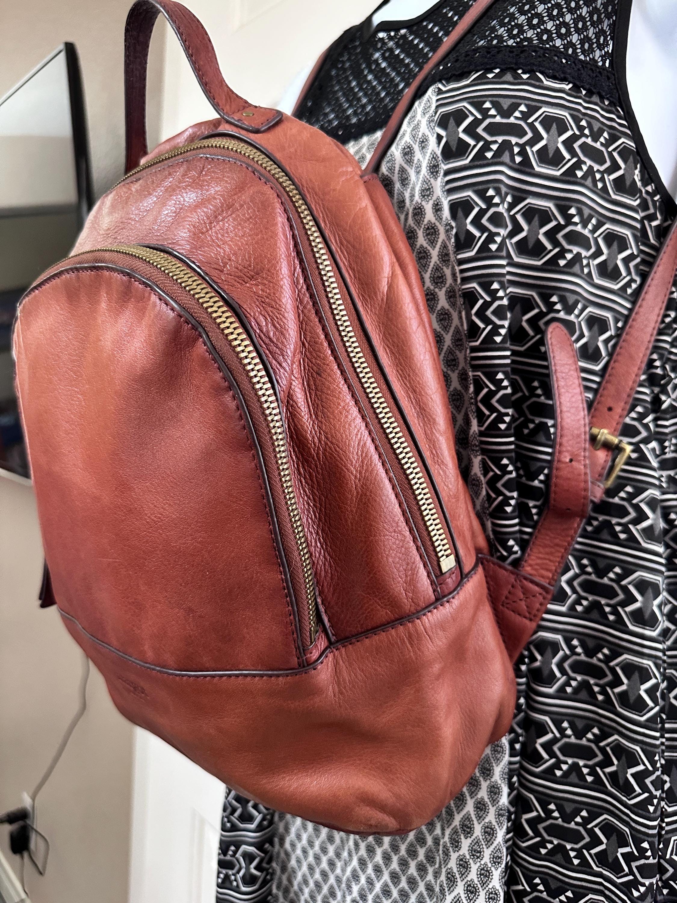 Margot New York flat round 100% leather backpack Camille Backpack in Black – Margot New York main image 4