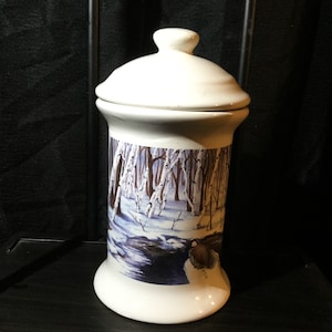 Design Pack &quot;Field of Stream&quot; canister