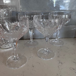 Star cocktail martini glass