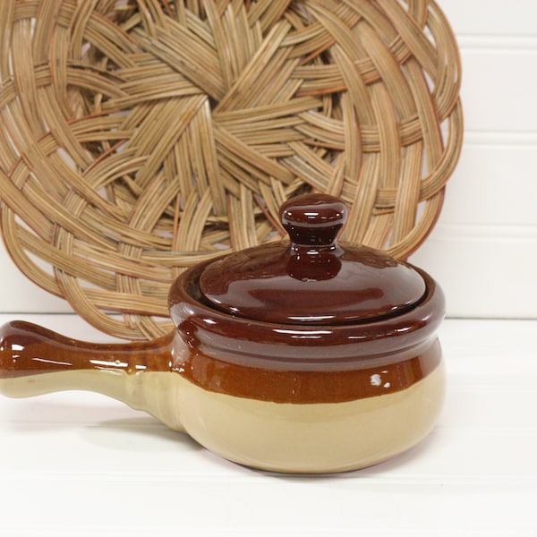 Vintage Mini Stoneware Bowl with Handle and Lid/Small Lugged Crock/Brown Soup Bowl/Pottery Bowl/Made in Taiwan/20 Fluid Ounce Capacity