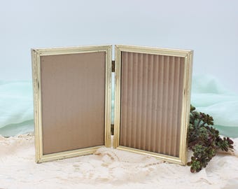 Vintage 5x7 Bifold Photo Frames/Picture Frame with Two Panels/Gold Tone Textured Metal Frame/Standing Double Photo Frame/Glass Covers