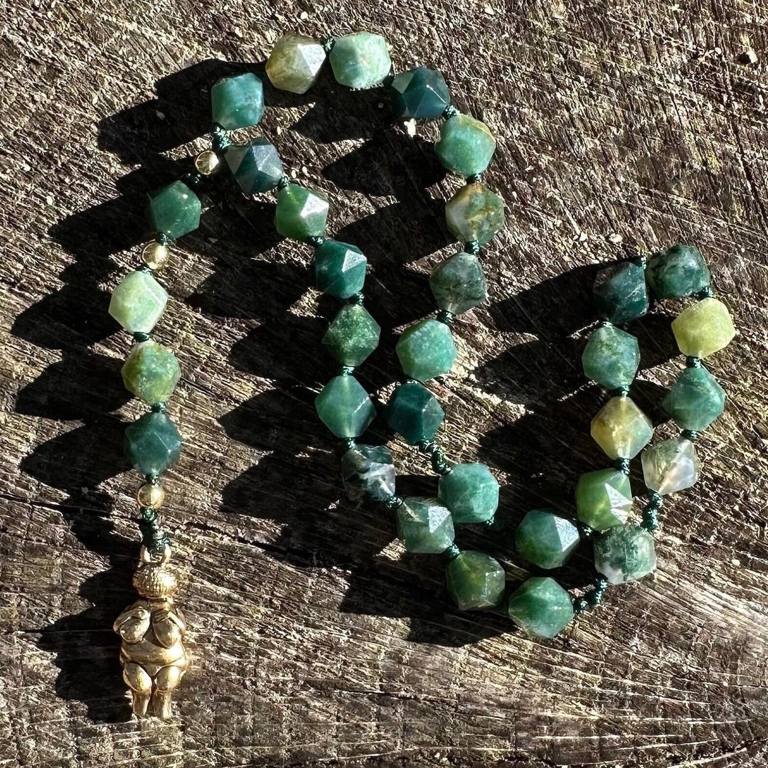 Green Goddess Prayer Beads Moss Agate Prayer Beads Venus of Willendorf