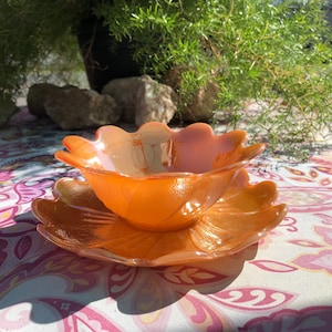 Vintage Peach Lusterware Scalloped Bowl With Scalloped Under Plate
