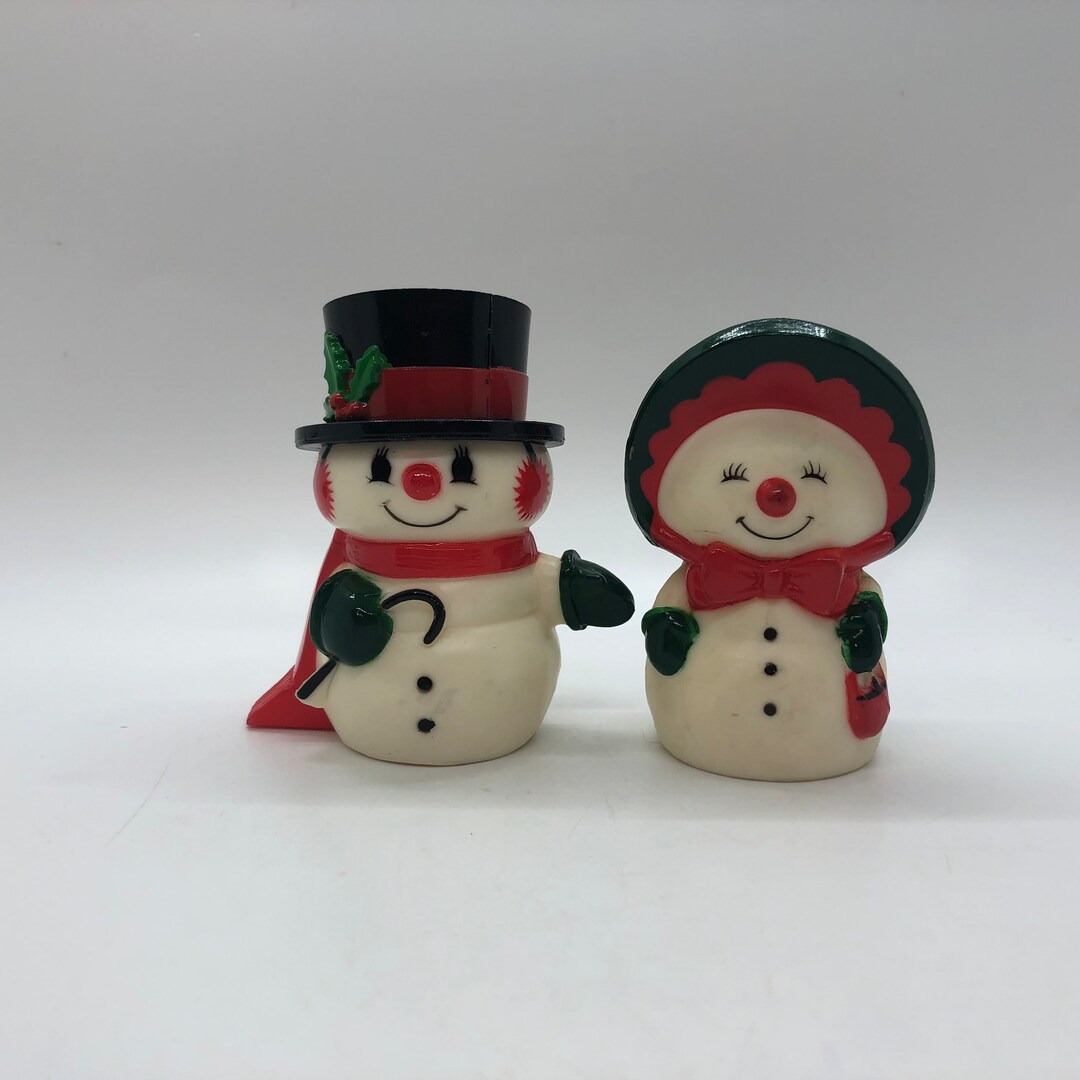 Vintage Hallmark Cards Frosty and Mrs. Frosty Salt and Pepper Shakers ...