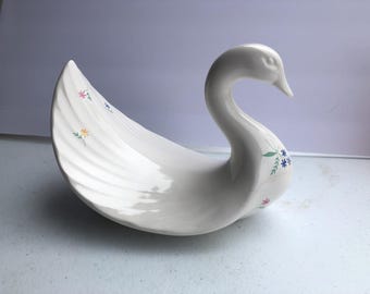 Vintage Saturday Knight Ltd. Ceramic Swan Washcloth Holder With Applied Small Flower