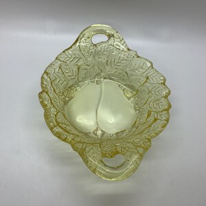 Vintage Tiara Yellow Sweet Pear Relish Dish