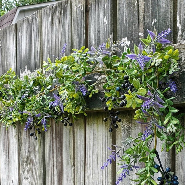 Boxwood Garland with Tiny Sprays of Lavender and Blueberries Artificial Decor
