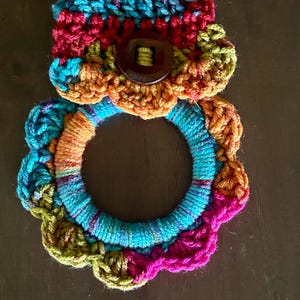 Stove Handle Crocheted Kitchen Towel Holder (9 Colors) Handmade Crocheted Kitchen Towel Holder, Farm House Decor Multi -Red/Oran/Turq
