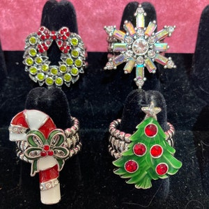 Christmas Holly Ring. Holiday Ring. Christmas Ring. Silver