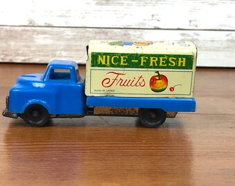 vintage tin trucks