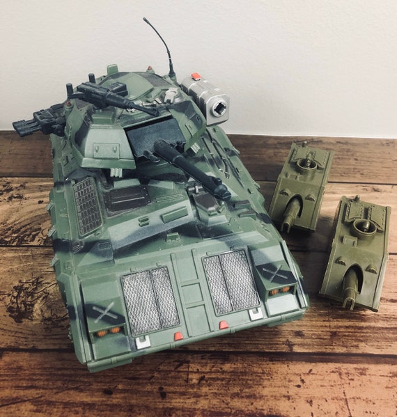 toy military tanks