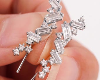 Pendientes trepadores minimalistas de alambre chapados en plata, regalo ideal para el día a día.