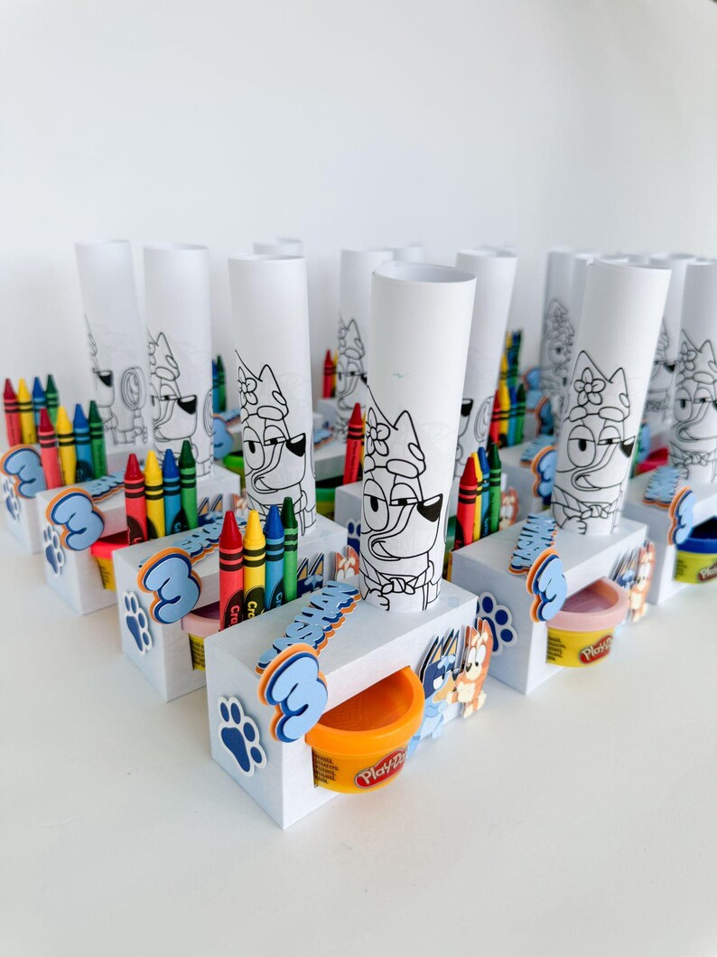 Bluey Coloring Box - Play-doh - Bluey Crayon Party Favor Coloring Box ...