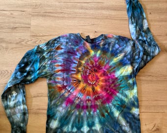 Medium Shirt | Handmade Spiral Shirt | Trippy Tie Dye Tee | Lotus Flower Shirt | Oversized Tee | Psychedelic Shirt | Long Sleeve Yoga Tee
