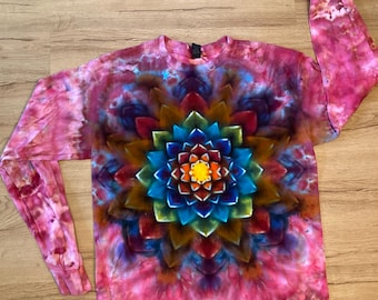 Medium Shirt | Handmade Fractal Shirt | Trippy Tie Dye Tee | Lotus Flower Shirt | Oversized Tee | Psychedelic Shirt | Long Sleeve Yoga Tee