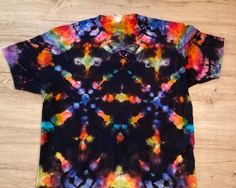 Camiseta grande con estampado tie-dye inverso, mandala psicodélico caleidoscópico teñido con hielo
