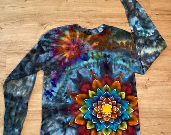 Camiseta grande / Camiseta mandala especial hecha a mano / Teñido tie-dye psicodélico / Camiseta flor de loto / Camiseta extragrande / Camiseta psicodélica / Camiseta de yoga de manga larga