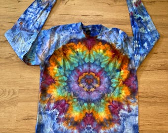 Medium Shirt | Handmade Fractal Shirt | Trippy Tie Dye Tee | Lotus Flower Shirt | Oversized Tee | Psychedelic Shirt | Long Sleeve Yoga Tee