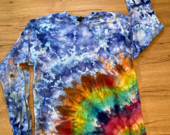 Medium Shirt | Handmade Fractal Shirt | Trippy Tie Dye Tee | Lotus Flower Shirt | Oversized Tee | Psychedelic Shirt | Long Sleeve Yoga Tee